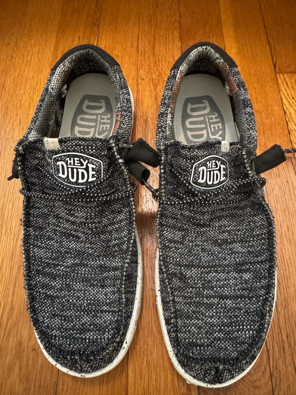 Hey Dude Wally Sox Black White